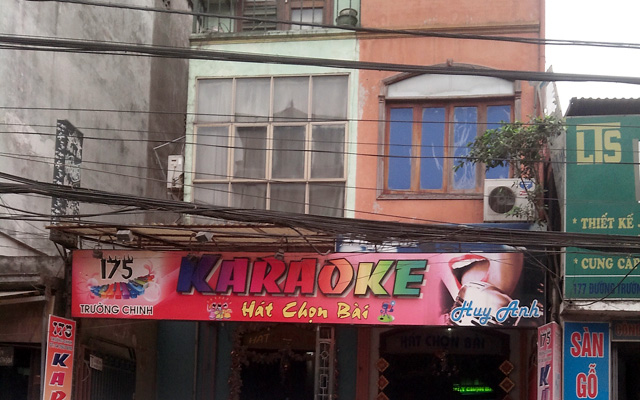 Hà Nội: Hàng loạt cơ sở karaoke vi phạm PCCC - Ảnh 3.