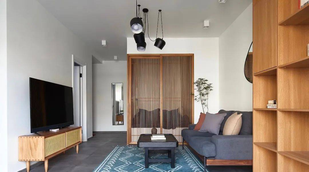Căn hộ 38m2 kết hợp hài hòa giữa truyền thống và hiện đại - Ảnh 4. Căn hộ 38m2 kết hợp hài hòa giữa truyền thống và hiện đại - Ảnh 4.