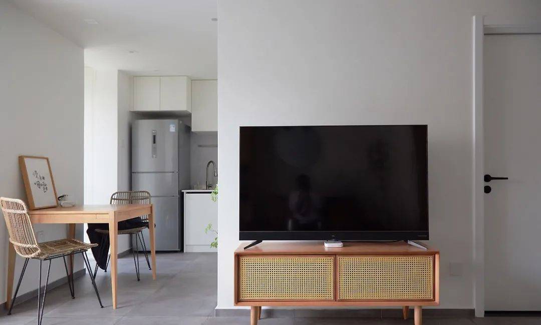 Căn hộ 38m2 kết hợp hài hòa giữa truyền thống và hiện đại - Ảnh 3. Căn hộ 38m2 kết hợp hài hòa giữa truyền thống và hiện đại - Ảnh 3.