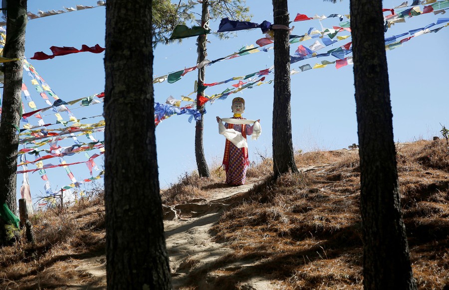 Những hình ảnh chứng minh Bhutan xứng danh là &quot;vương quốc hạnh phúc nhất thế giới&quot; - Ảnh 3.