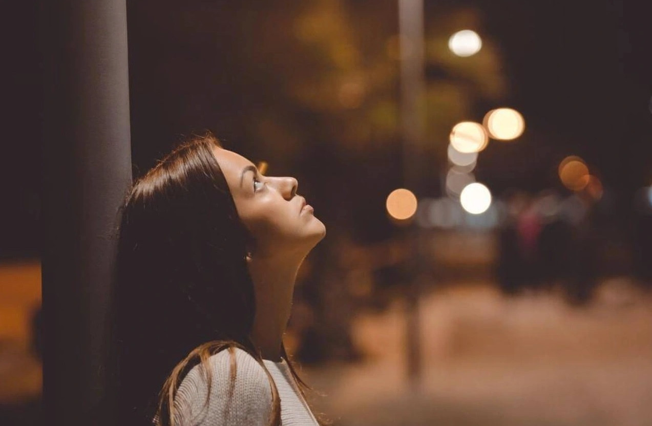 Lấy vợ hơn 12 tuổi, tôi không chịu nổi tình yêu quá 'nhiệt' của cô ấy
- Ảnh 1. Lấy vợ hơn 12 tuổi, tôi không chịu nổi tình yêu quá 'nhiệt' của cô ấy
- Ảnh 1.