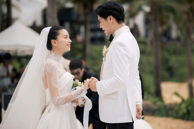 Ngô Thanh Vân tiết lộ cuộc sống hôn nhân viên mãn sau 1 năm 