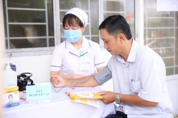 “Cùng sống khỏe” – Hành trình 10 năm nâng cao chất lượng sức khỏe người Việt - Ảnh 3.