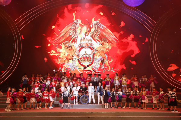 3.000 học sinh, giáo viên, phụ huynh biểu diễn trong đại nhạc hội lớn nhất Việt Nam dành cho thiếu nhi - Ảnh 2.