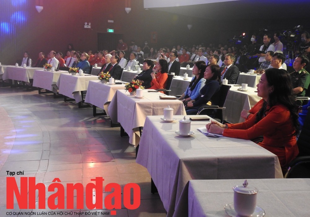 Sức mạnh Nh&acirc;n đạo 2022: "Triệu triệu tấm l&ograve;ng chảy về đại dương nh&acirc;n &aacute;i bao la" - Ảnh 2.