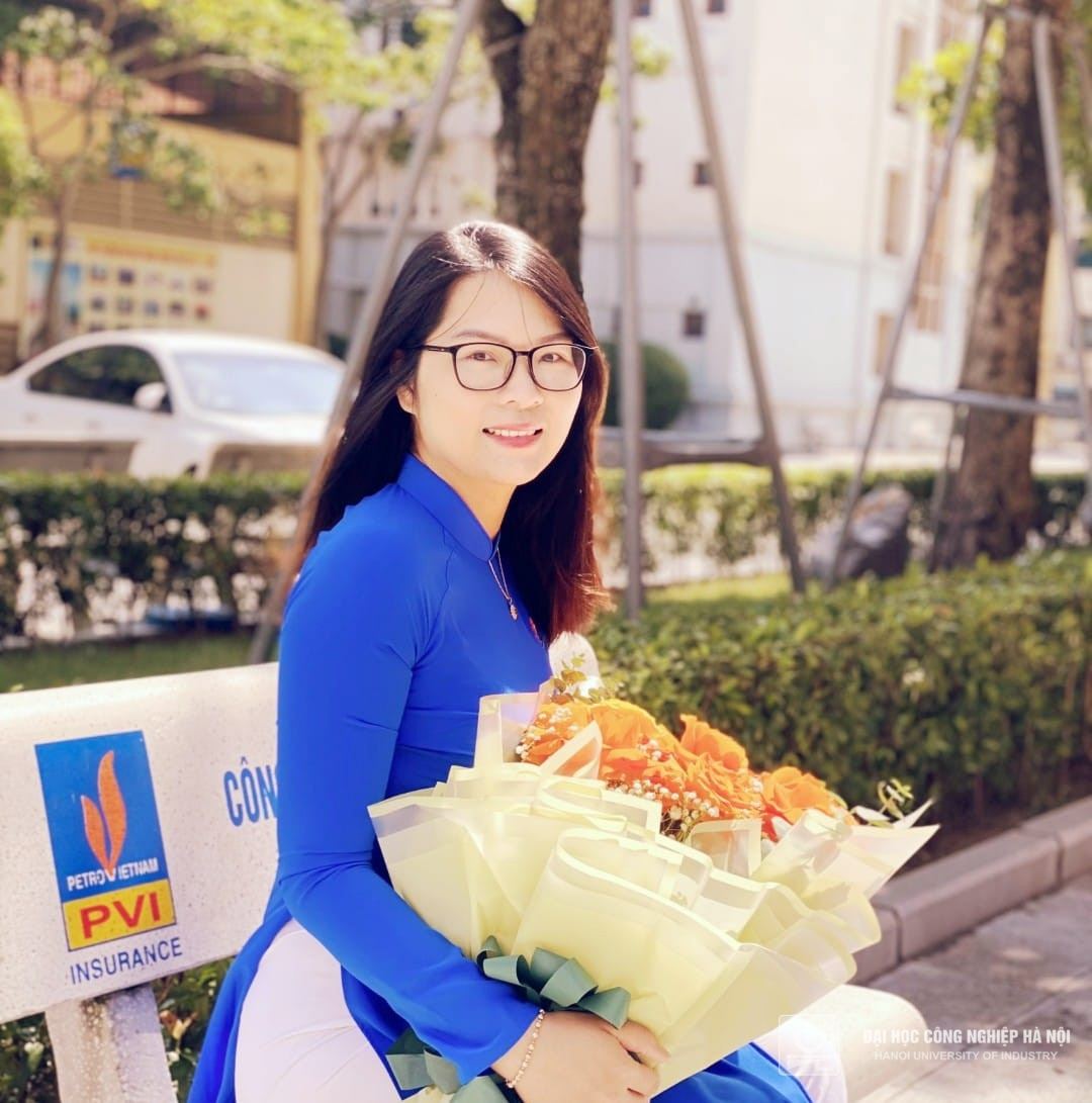 Nữ giảng viên Đại học Công nghiệp Hà Nội đạt danh hiệu Nhà giáo trẻ Thủ đô tiêu biểu năm 2022 - Ảnh 4.