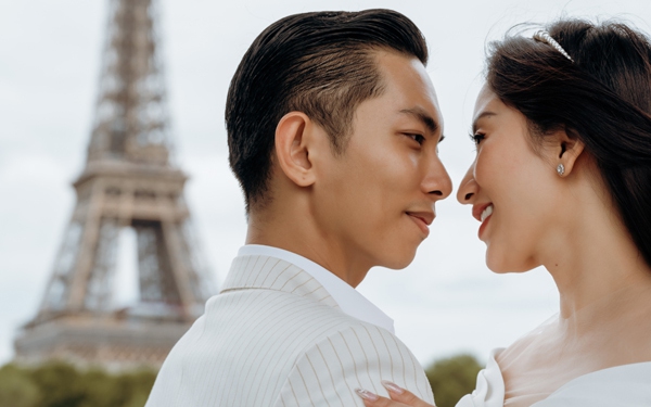 Ảnh cưới ở Paris tuyệt đẹp của Khánh Thi - Phan Hiển: Cô dâu trẻ trung xứng đôi chú rể kém tuổi