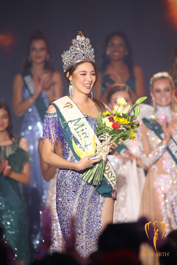 Cô gái xứ kim chi vừa đăng quang Miss Earth 2022: Tài sắc vẹn toàn, được nhiều người ngưỡng mộ - Ảnh 3.