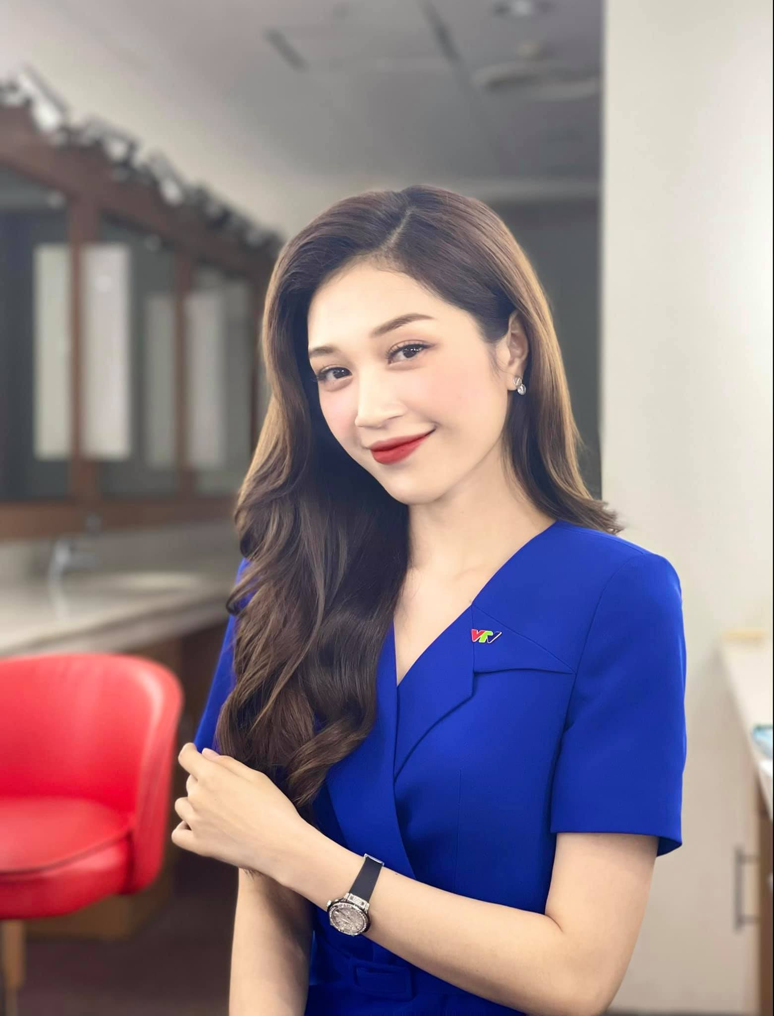 Nữ MC xinh đẹp VTV bình luận World Cup gây chú ý là ai? - Ảnh 11. Nữ MC xinh đẹp VTV bình luận World Cup gây chú ý là ai? - Ảnh 11.
