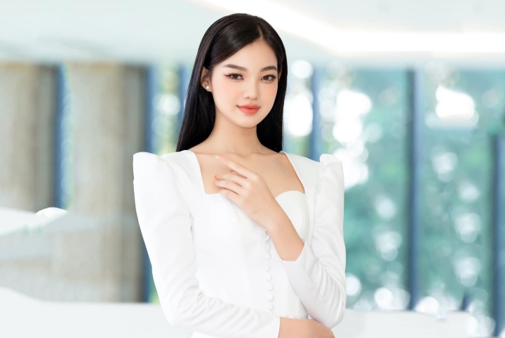 Mỹ nhân được gọi là 'búp bê sống' tại Hoa hậu Việt Nam 2022 - Ảnh 5.