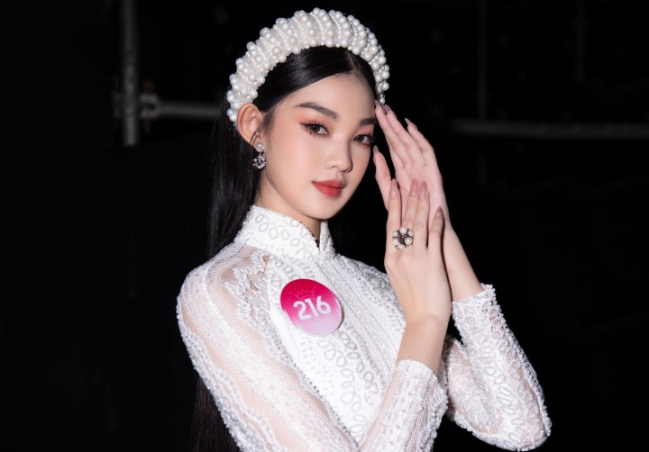 Mỹ nhân được gọi là 'búp bê sống' tại Hoa hậu Việt Nam 2022 - Ảnh 3.