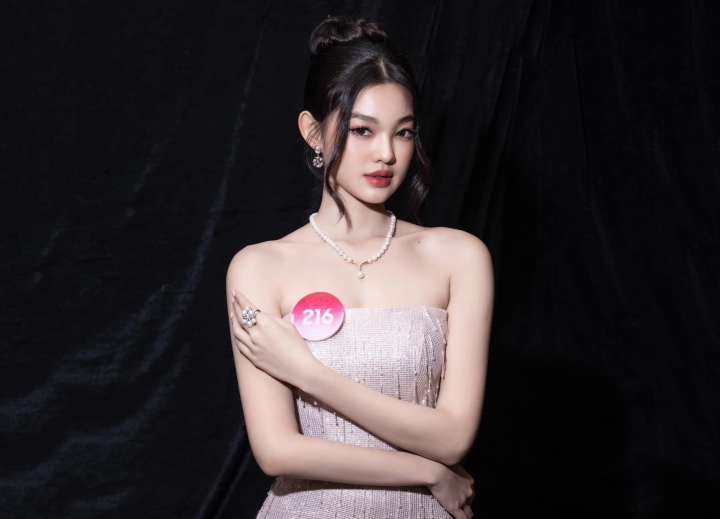 Mỹ nhân được gọi là 'búp bê sống' tại Hoa hậu Việt Nam 2022 - Ảnh 4.