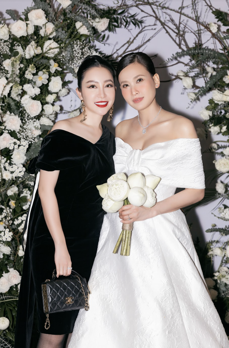 Đám cưới của Dương Mỹ Linh: Chỉ có khoảng 60 khách mời, Hoa hậu Hà Kiều Anh cùng dàn sao tham dự - Ảnh 7.