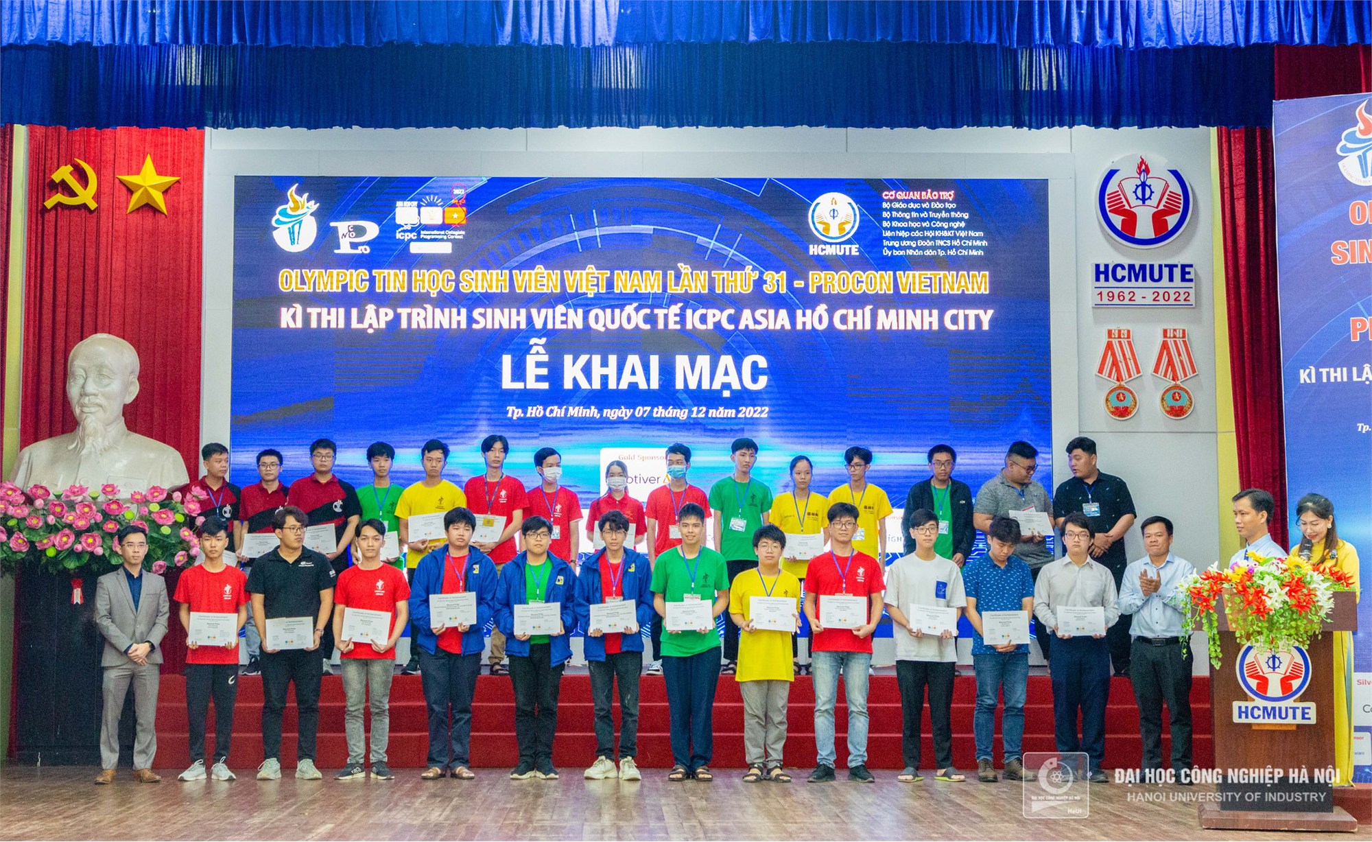 Sinh viên Trường Đại học Công nghiệp Hà Nội đạt thành tích cao tại Kỳ thi Olympic Tin học Sinh viên Việt Nam lần thứ 31 - Ảnh 5.