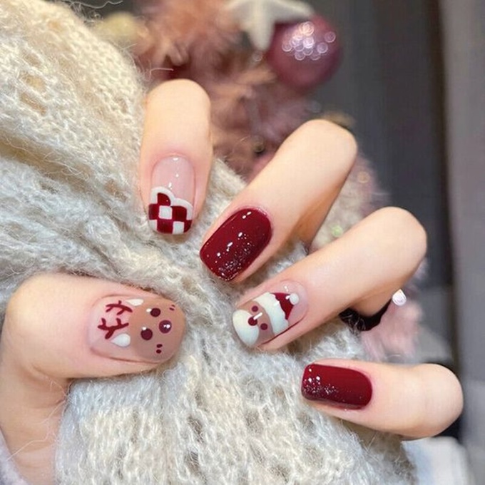 Những kiểu nail xinh đẹp nhất mang lại mùa Giáng sinh vào năm nay