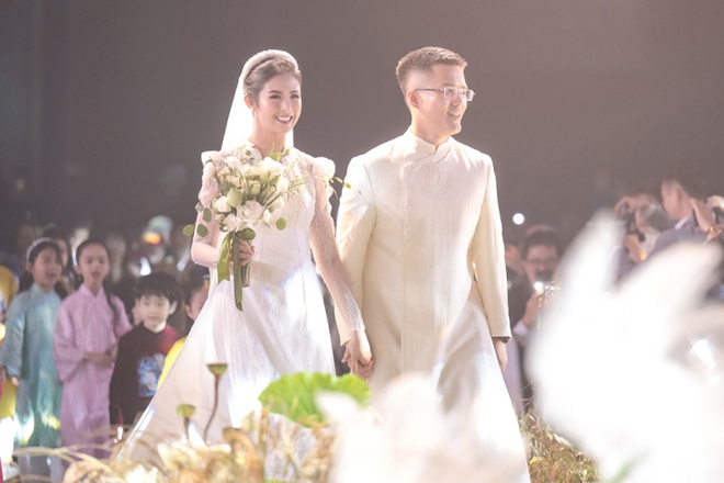 Những 'siêu đám cưới' của showbiz Việt năm 2022 - Ảnh 4.