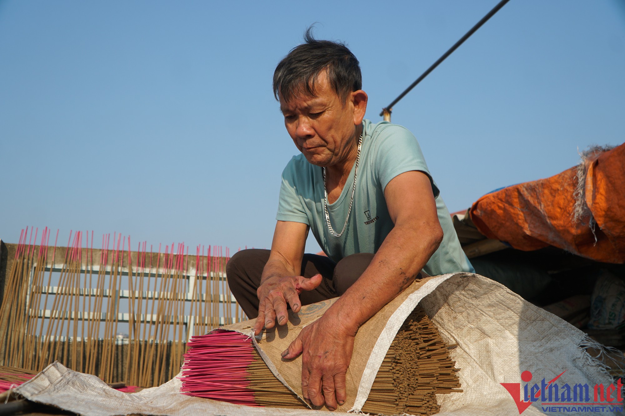 L&agrave;ng hương 300 năm tuổi ở Thanh H&oacute;a tất bật v&agrave;o Tết - Ảnh 7.