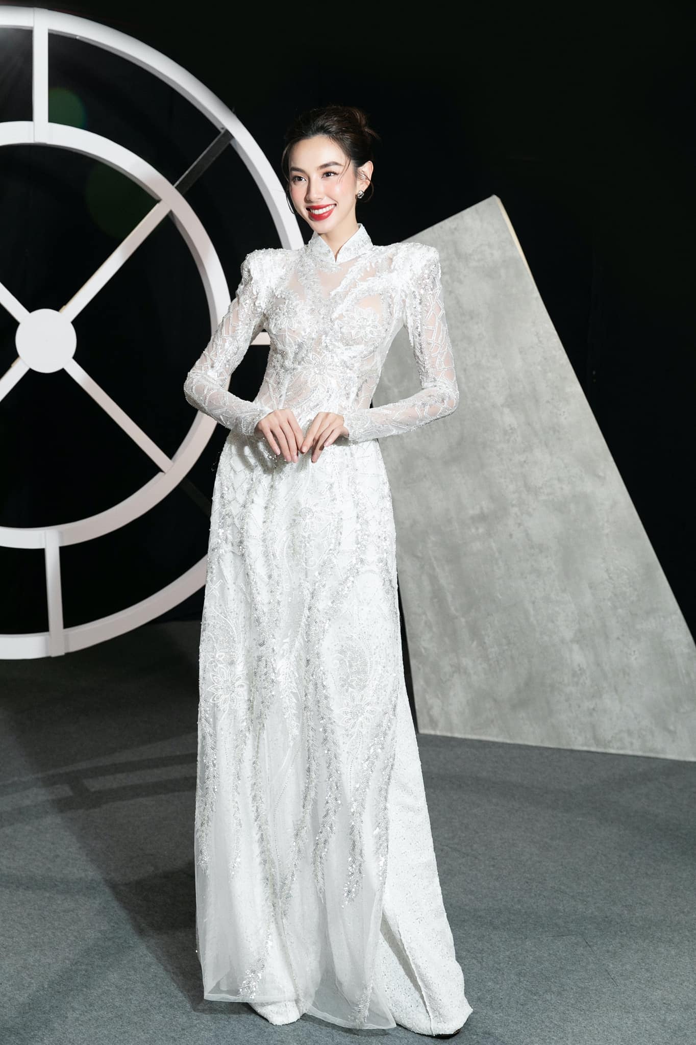 Những Mẫu Đầm Trung Niên Đẹp, Sang Trọng Nhất Năm 2023 (4) - Đầm Quỳnh Anh  Luxury Fashion