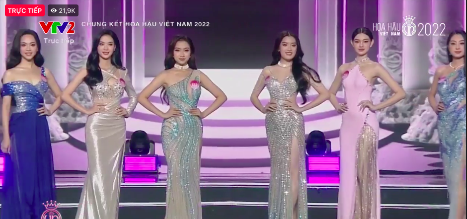 Ngắm Top 10 Hoa hậu Việt Nam lộng lẫy trang phục dạ hội - Ảnh 10.