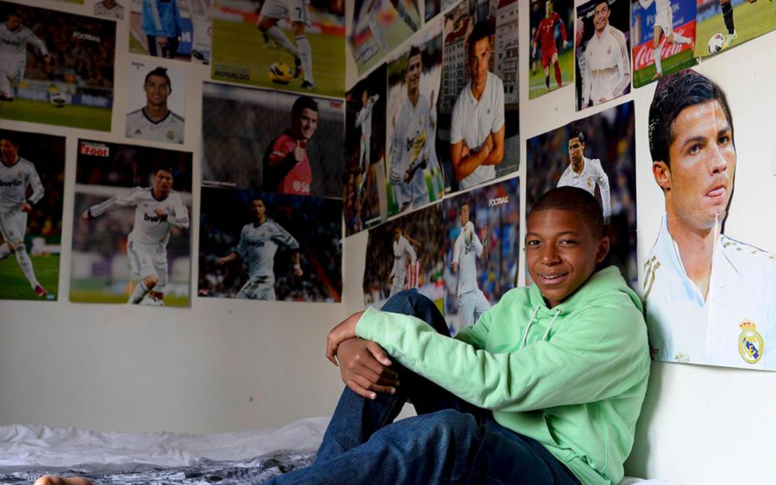 Giai thoại đồn thổi về cầu thủ Mbappe: Tuổi trẻ, tài cao thôi chưa đủ, điều này mới làm cả thế giới nể phục