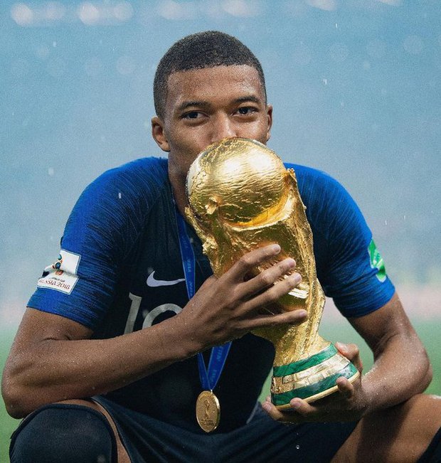 Giai thoại đồn thổi về cầu thủ Mbappe: Tuổi trẻ, tài cao thôi chưa đủ, điều này mới làm cả thế giới nể phục - Ảnh 6.