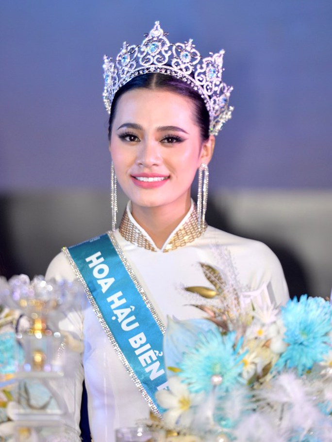 Huỳnh Thị Thanh Thủy khép lại 'kỷ lục' 11 người đẹp lên ngôi Hoa hậu trong năm 2022 - Ảnh 10.