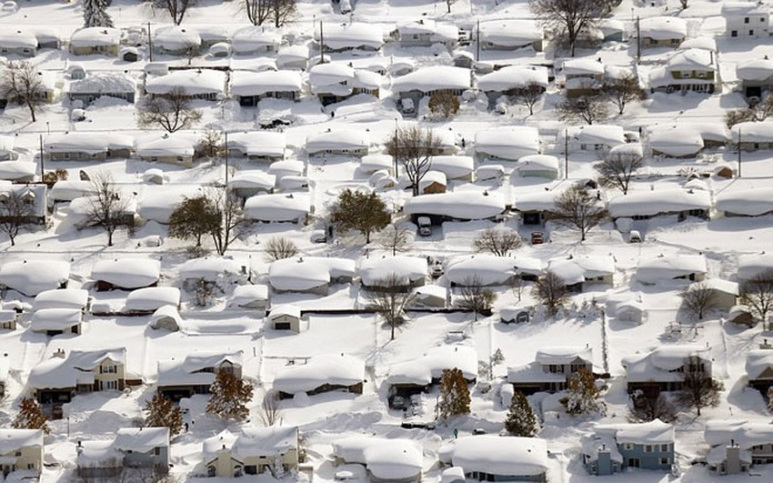 Hình ảnh Giáng sinh lạnh nhất lịch sử nước Mỹ: Bão tuyết 'nuốt chửng' cả thành phố, hàng triệu gia đình không có điện