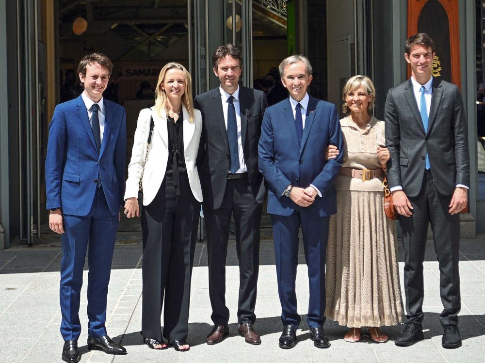Louis Vuitton  Thương hiệu tạo nên từ 2 CEO huyền thoại