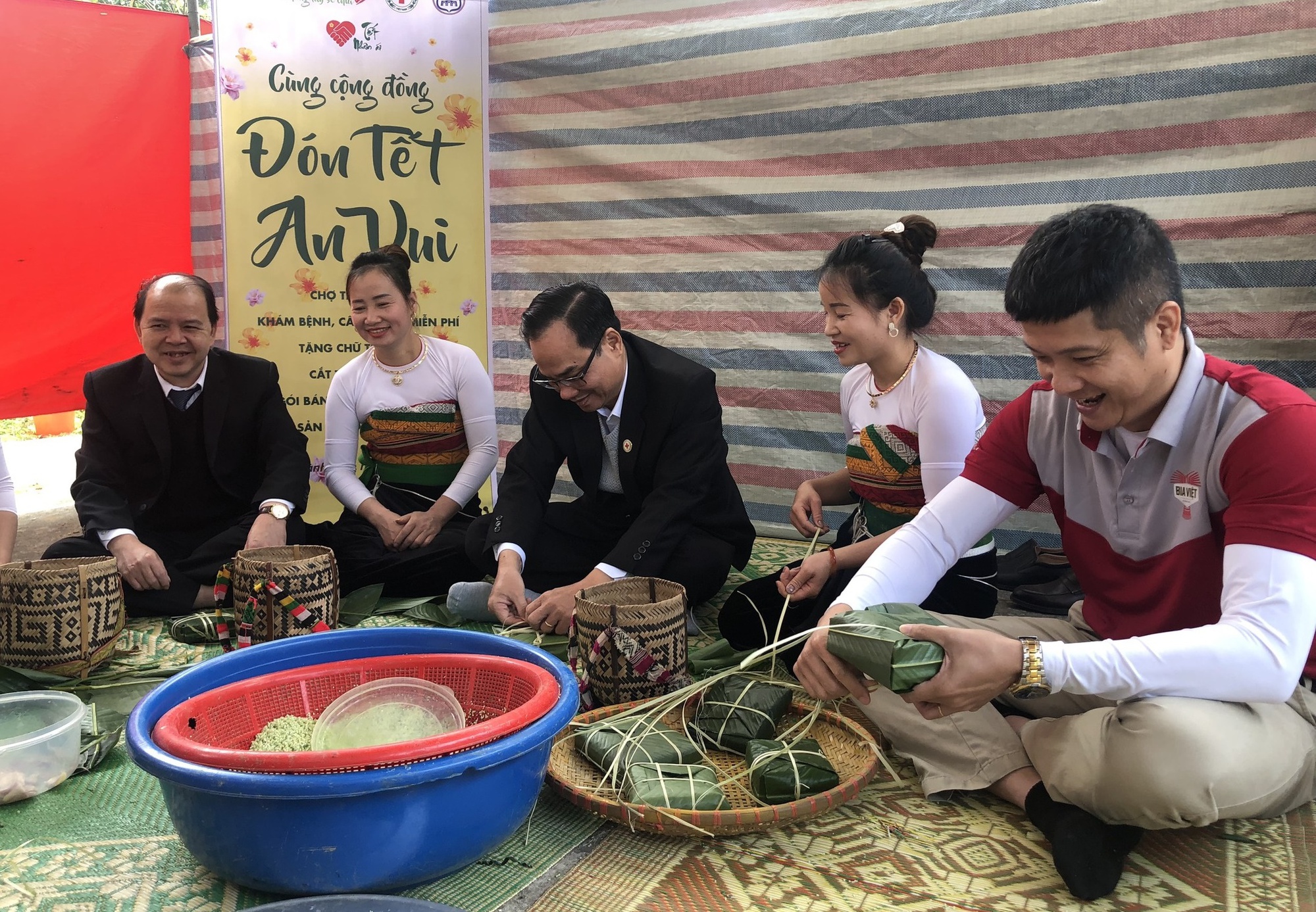 Hỗ trợ hơn 3 tỷ 971 triệu đồng cho 45 tỉnh, thành phố triển khai phong trào “Tết Nhân ái” - Ảnh 1.