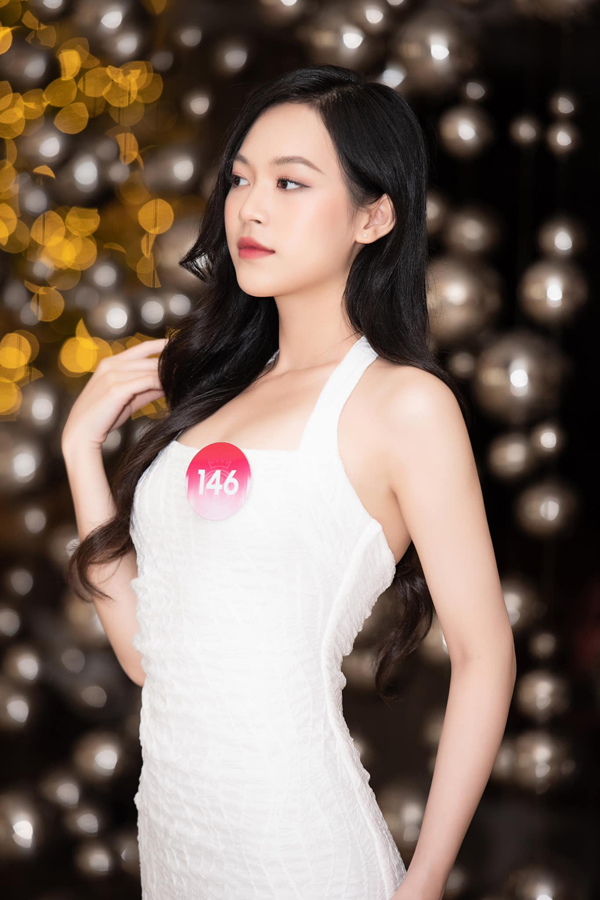 Sắc vóc 3 vòng hoàn hảo của cô gái xứ Thanh vừa giành ngôi vị Á hậu 1 Hoa hậu Việt Nam - Ảnh 9.