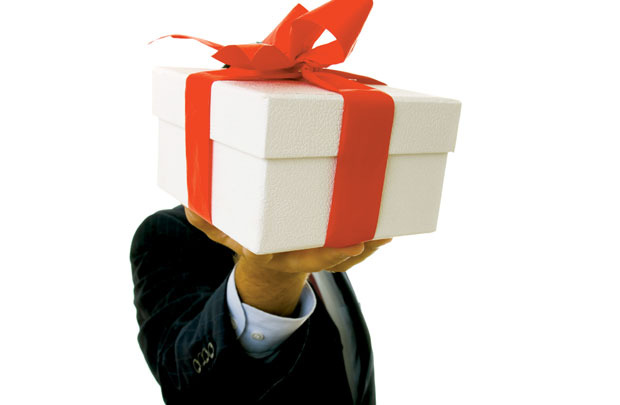 TP HCM cấm tặng quà Tết cho lãnh đạo dưới mọi hình thức - Ảnh 1. TP HCM cấm tặng quà Tết cho lãnh đạo dưới mọi hình thức - Ảnh 1.