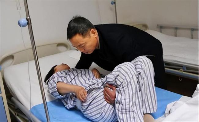 Cựu quân nhân cưới cô gái dũng cảm và chuyện tình khiến nhiều người xúc động - Ảnh 2.