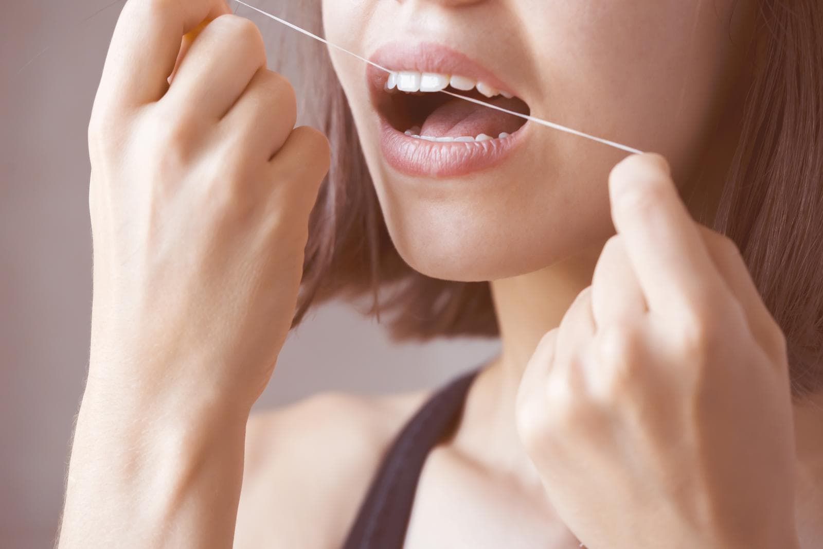 Mùa đông nên đánh răng bằng nước nóng hay nước lạnh? - Ảnh 4. Mùa đông nên đánh răng bằng nước nóng hay nước lạnh? - Ảnh 4.