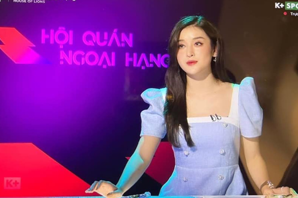 Đỗ Mỹ Linh và 2 người đẹp Hoa hậu Việt Nam tài sắc dẫn bản tin thể thao của VTV - Ảnh 7.