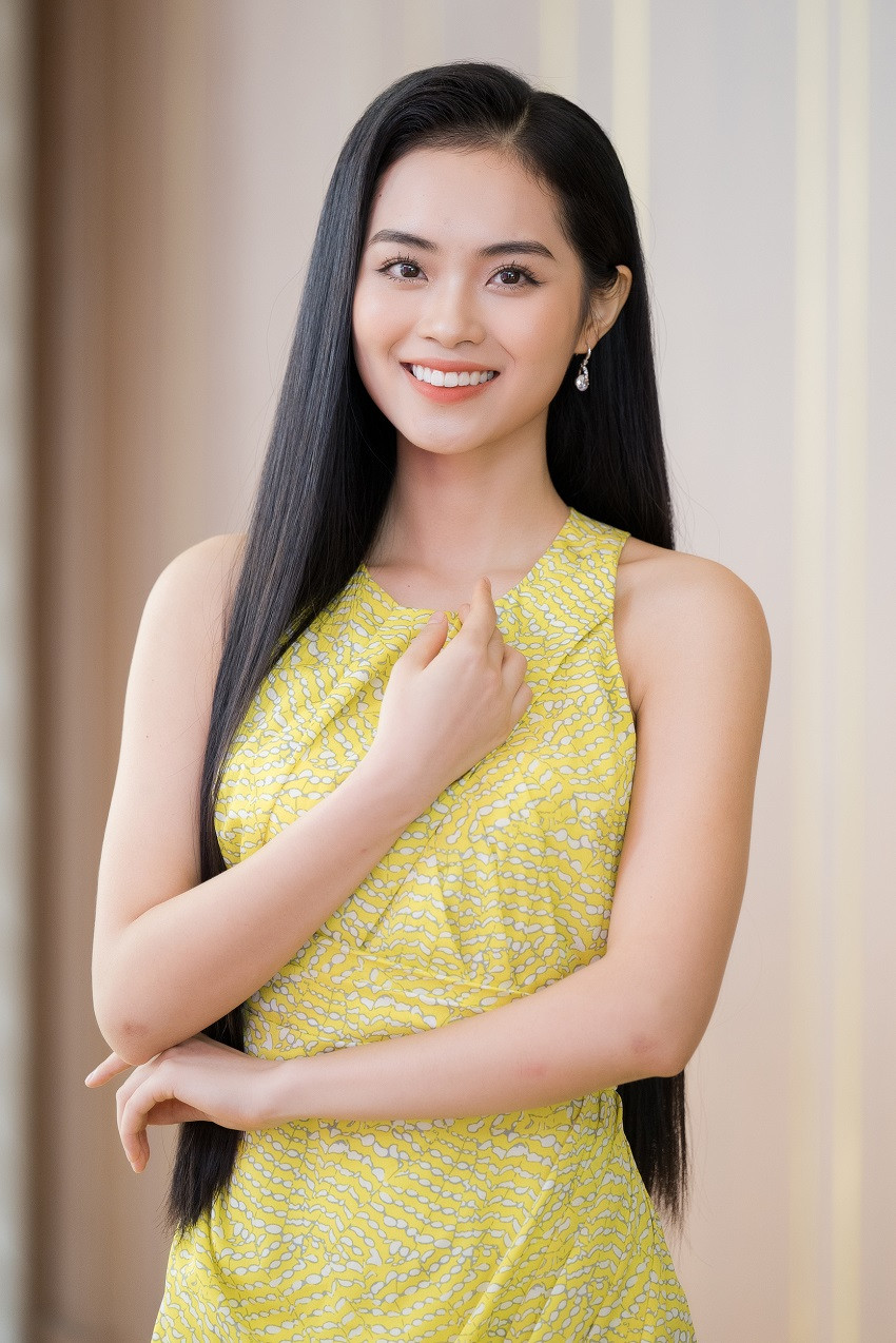 Nữ sinh giải Nhì quốc gia Văn, 7.5 IELTS vào chung kết Hoa hậu Việt Nam 2022 - Ảnh 8.