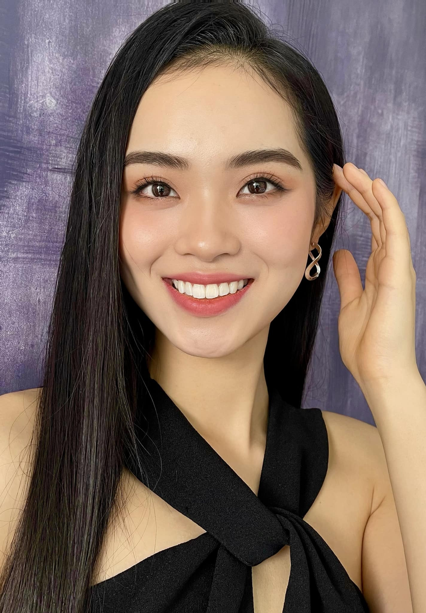 Nữ sinh giải Nhì quốc gia Văn, 7.5 IELTS vào chung kết Hoa hậu Việt Nam 2022 - Ảnh 3.