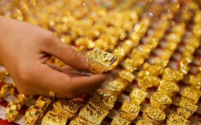 Giá vàng hôm nay tăng mạnh, chênh lệch mua - bán vàng trong nước bị đẩy lên mức kỷ lục