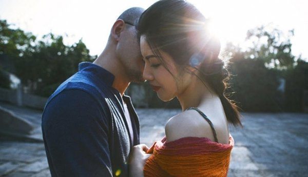 Chồng đối xử tệ bạc vô tâm với hàng xóm, cô vợ bị mang tiếng lây nhưng sự bình tĩnh trong nửa năm đã khiến đối phương tỉnh ngộ  - Ảnh 1.