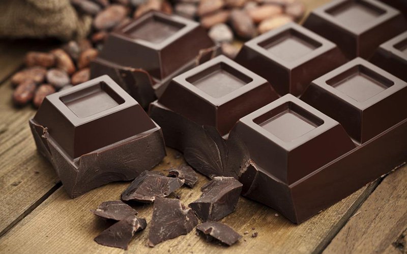 Có 1 loại chocolate ít béo, giúp hạ đường huyết và điều trị tiểu đường cực tốt, Valentine phụ nữ nên ăn để làn da sáng mịn hơn - Ảnh 2.