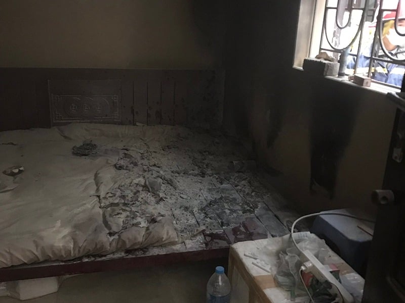 Hà Nội: Cháu bé 6 tuổi thoát chết trong vụ cháy ngôi nhà 2 tầng ở quận Hoàng Mai - Ảnh 1.