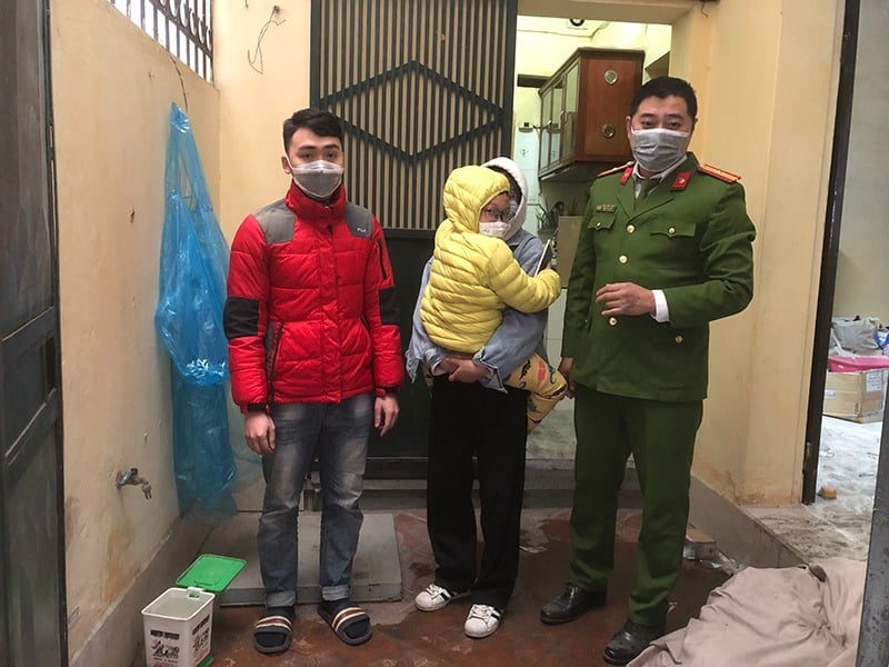 Hà Nội: Cháu bé 6 tuổi thoát chết trong vụ cháy ngôi nhà 2 tầng ở quận Hoàng Mai - Ảnh 2.