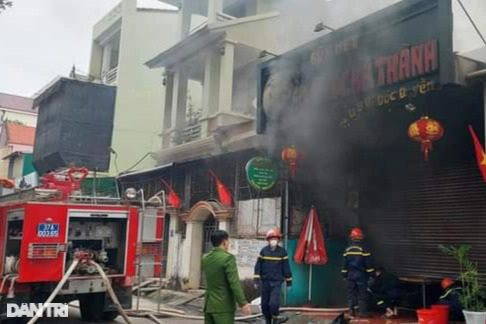 Ch&aacute;y lớn tại qu&aacute;n ăn, một phụ nữ tử vong thương t&acirc;m - Ảnh 1.