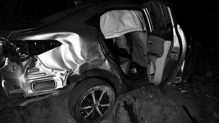 Hiện trường &aacute;m ảnh vụ tai nạn &ocirc; t&ocirc; lao xuống hố s&acirc;u ở B&agrave; Rịa - Vũng T&agrave;u - Ảnh 2.