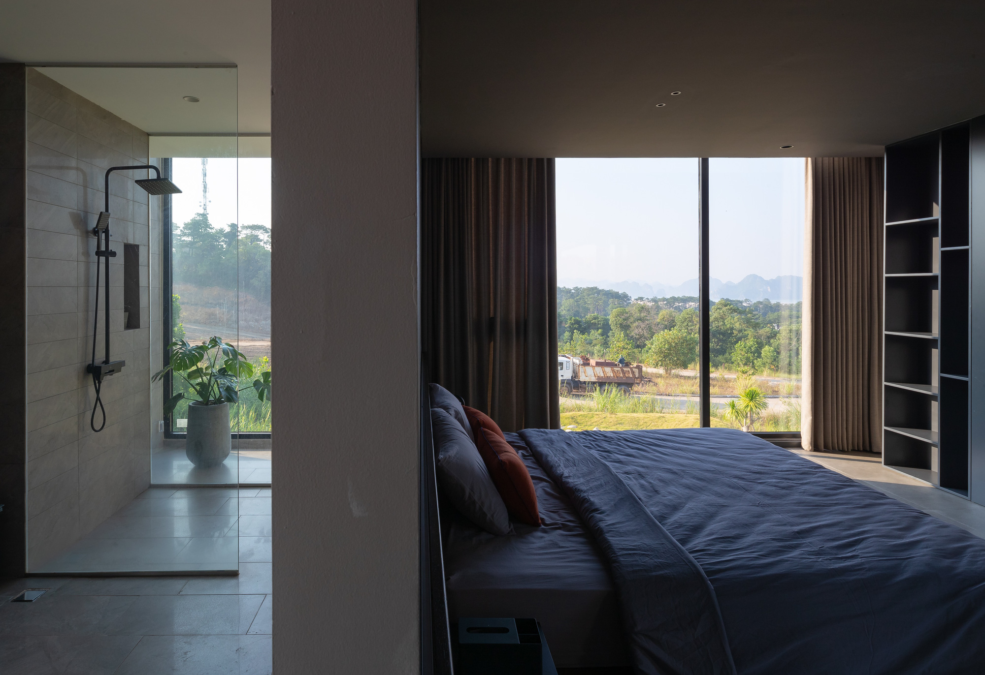 Ngắm biệt thự "đá chồng" 10 tỷ đồng hướng ra biển tuyệt đẹp ở Hạ Long - Ảnh 14. Ngắm biệt thự "đá chồng" 10 tỷ đồng hướng ra biển tuyệt đẹp ở Hạ Long - Ảnh 14.
