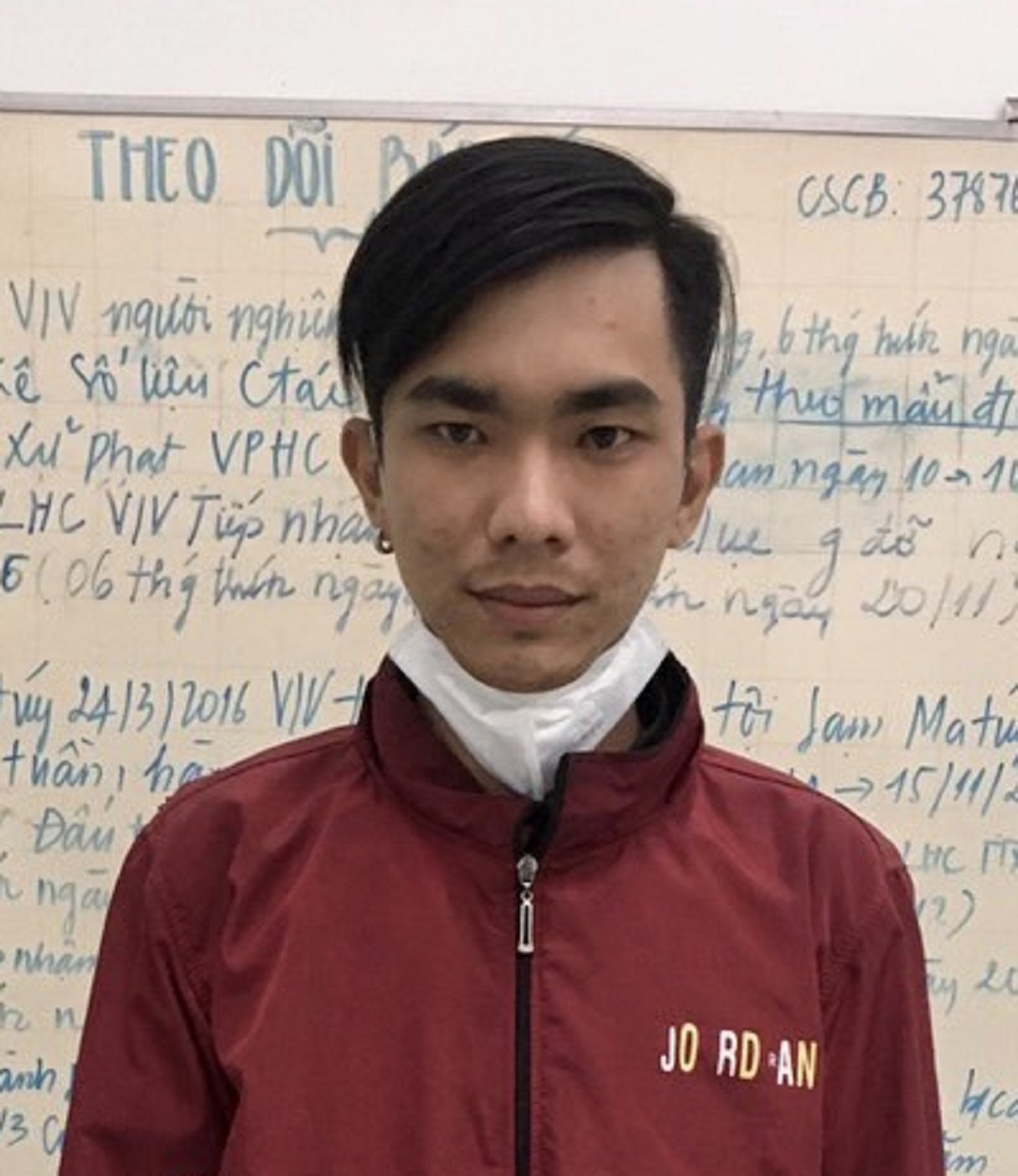 CLIP: An Giang tóm được kẻ đạp xe khiến 2 người chết ở TP HCM - Ảnh 2. CLIP: An Giang tóm được kẻ đạp xe khiến 2 người chết ở TP HCM - Ảnh 2.