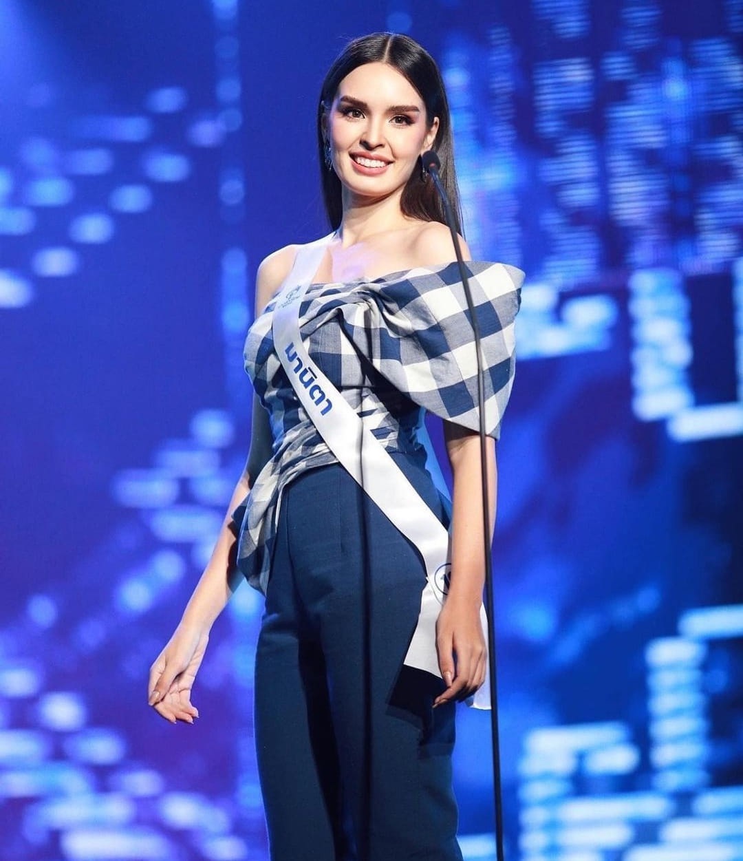 Vẻ đẹp lai cuốn hút của mỹ nhân giành ngôi vị Hoa hậu Thái Lan 2022 - Ảnh 6.