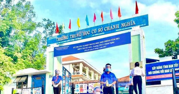 Nữ sinh lớp 9 bị mẹ của bạn đ&aacute;nh nhập viện - Ảnh 1.