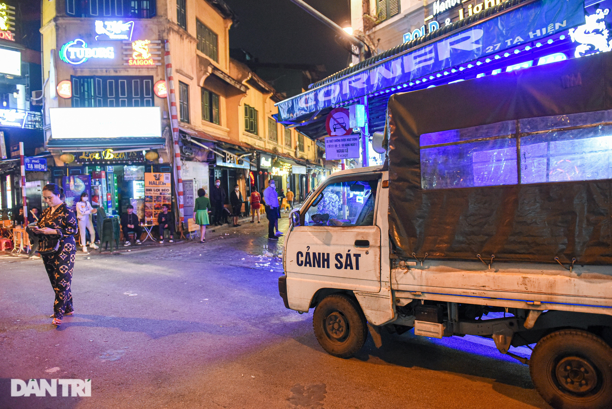 Nhiều chủ quán ở Hà Nội khó hiểu vì phải đóng cửa lúc 21h - Ảnh 9.