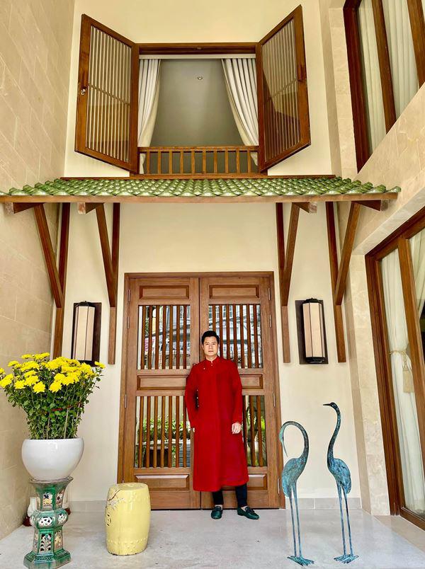 Quang Dũng sở hữu biệt thự 400m2 đẹp và sang như resort, nhà mới mua cũng có gu không kém - Ảnh 1.