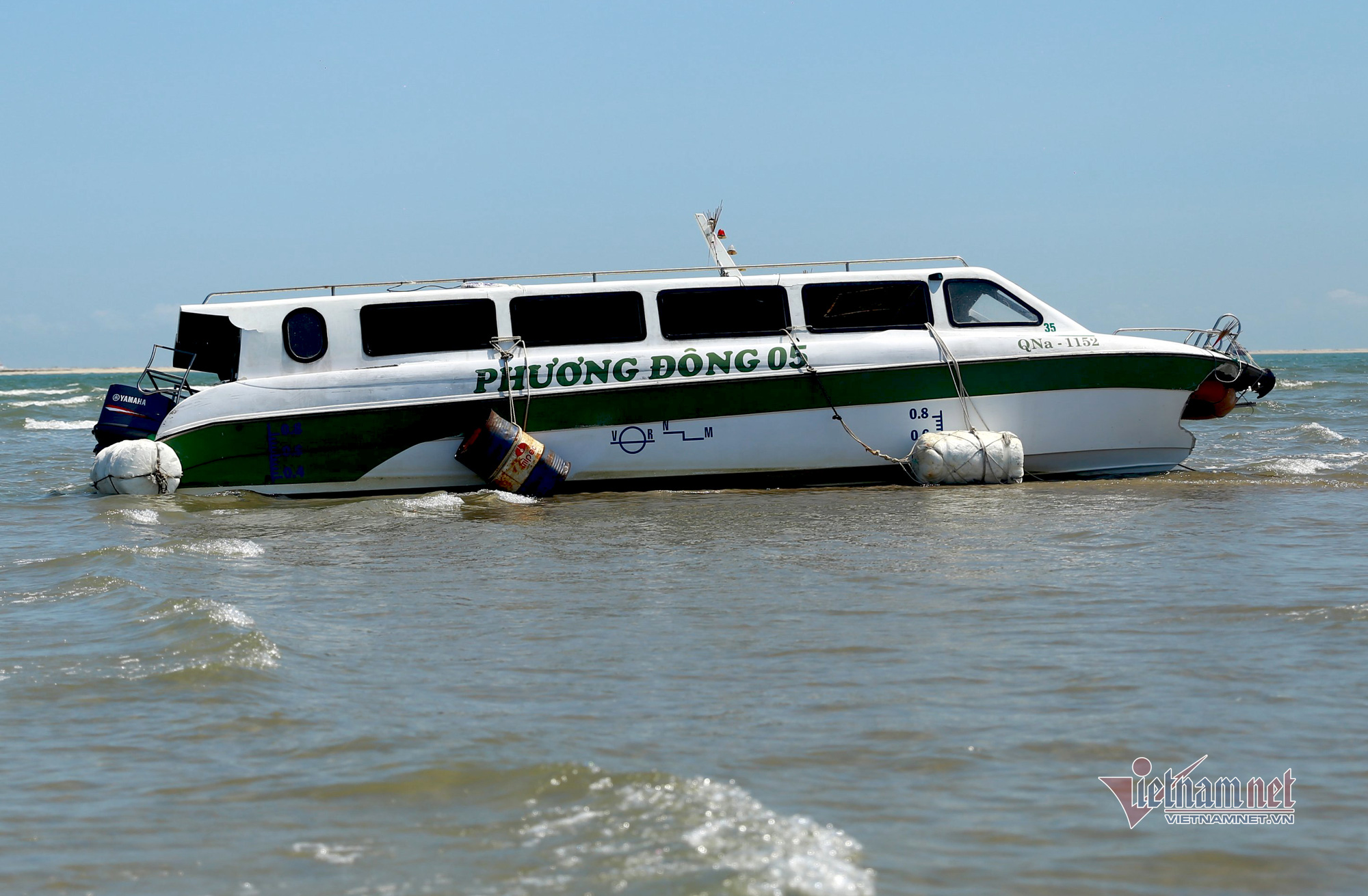 L&yacute; do thuyền trưởng tự &yacute; th&aacute;o thiết bị 'rất quan trọng' vụ ch&igrave;m ca n&ocirc; 17 người chết - Ảnh 1.
